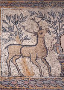 The left deer of the deer mosaic at the Musee de Sens
