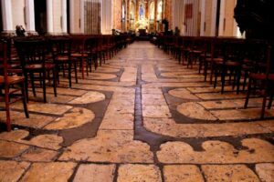 Cathedral of Chartres, Model for the labyrinth mosaic table. 